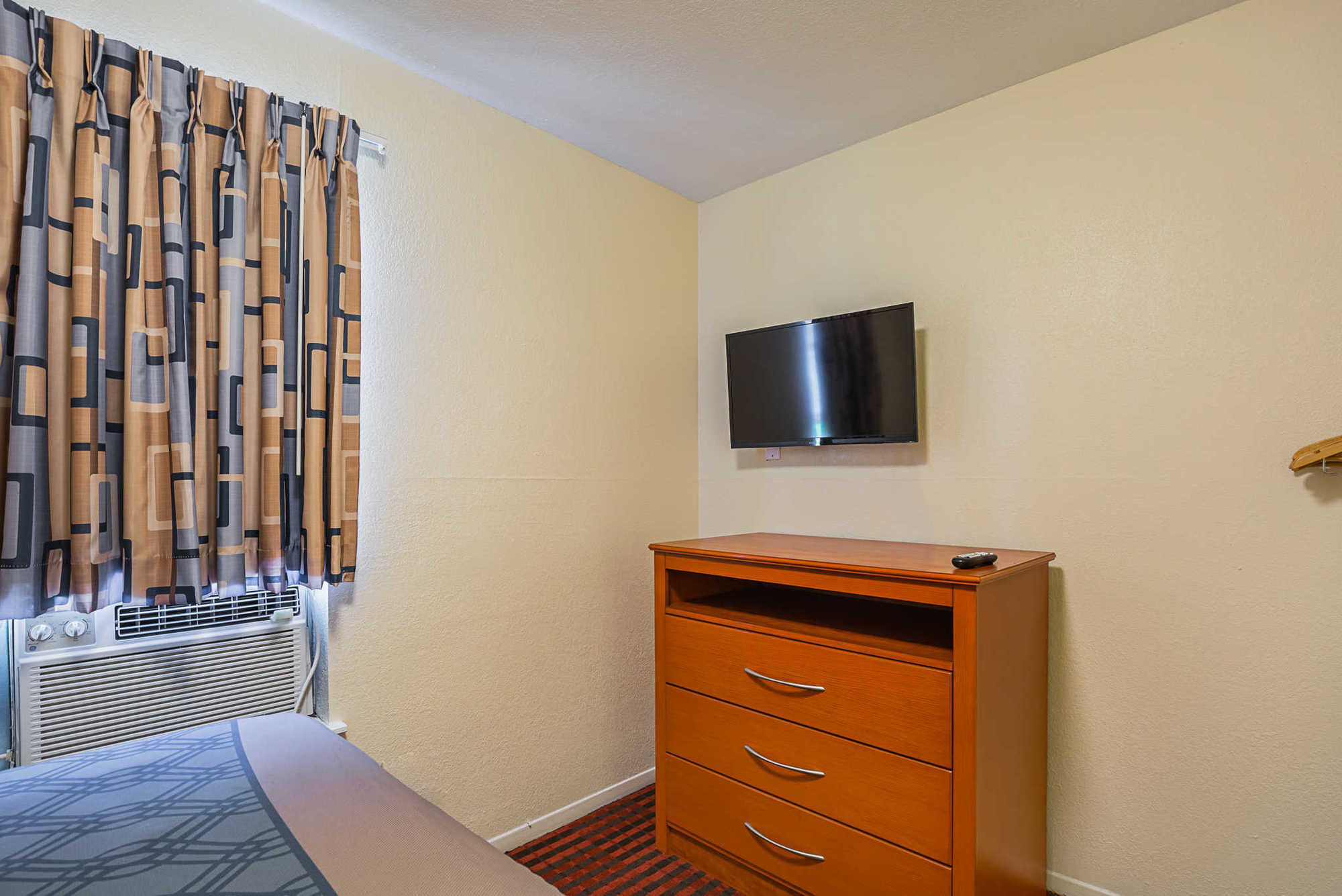 Econo Lodge Huntsville- University Area Zimmer foto